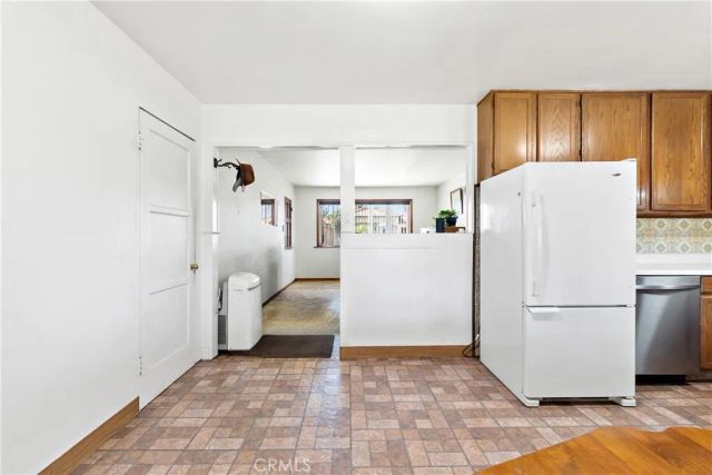 323 E 185th Street, Carson, CA 90746