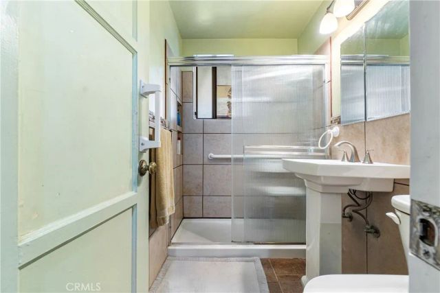 323 E 185th Street, Carson, CA 90746