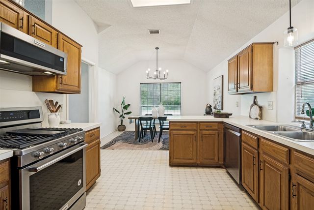 2414 Mapleridge Drive, Garland, TX 75044