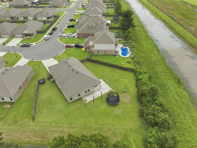 347 Windsor Woods Drive, Sulphur, LA 70665