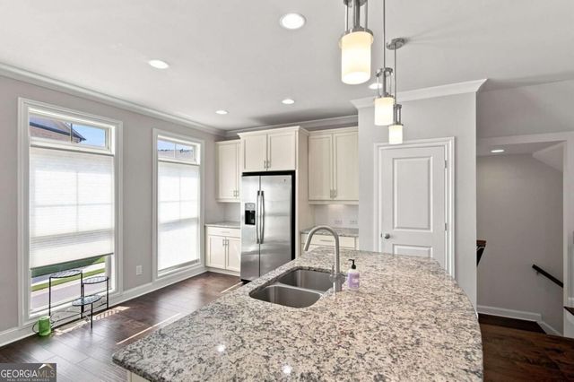 7850 Laurel Crest Drive, Johns Creek, GA 30024