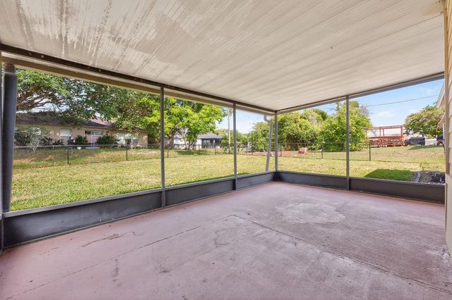 745 MENTMORE CIRCLE, Deltona, FL 32738
