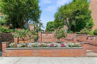 1833 Palmer Avenue 2F, Larchmont, NY 10538