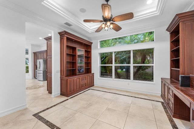 10582 Whitewind Circle, Boynton Beach, FL 33473