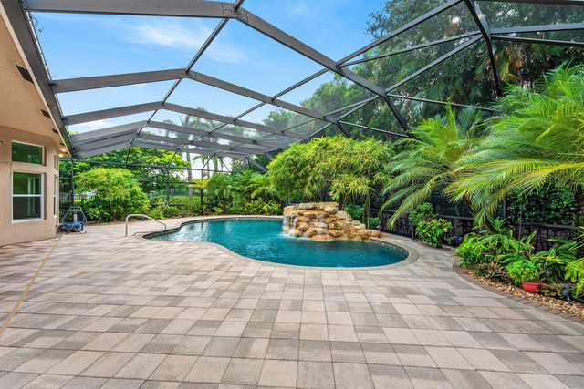 10582 Whitewind Circle, Boynton Beach, FL 33473