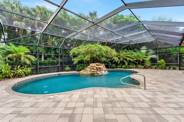 10582 Whitewind Circle, Boynton Beach, FL 33473