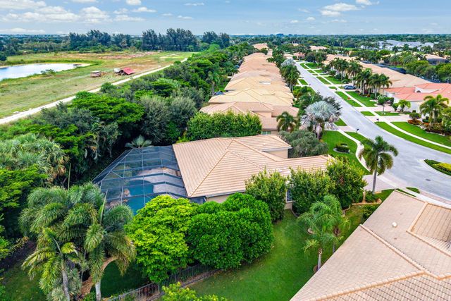 10582 Whitewind Circle, Boynton Beach, FL 33473