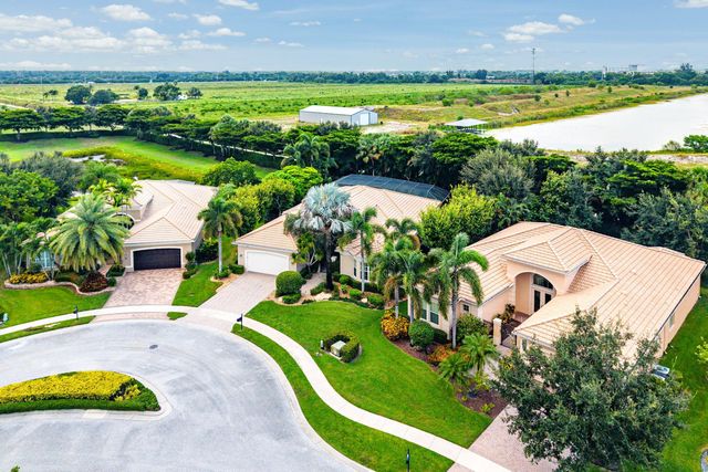 10582 Whitewind Circle, Boynton Beach, FL 33473