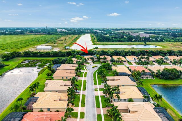 10582 Whitewind Circle, Boynton Beach, FL 33473