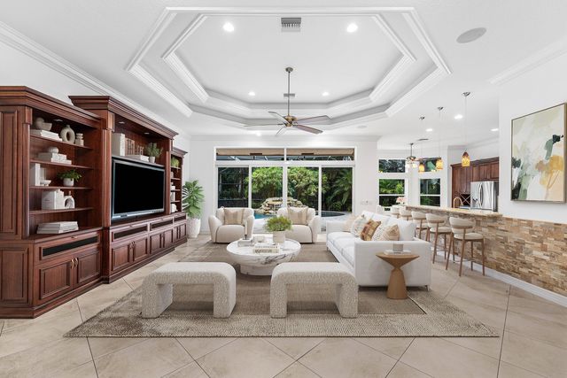 10582 Whitewind Circle, Boynton Beach, FL 33473