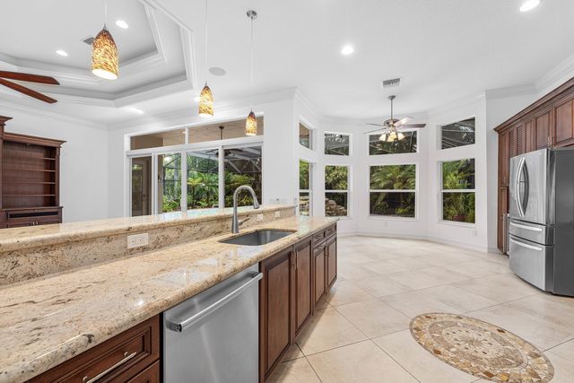 10582 Whitewind Circle, Boynton Beach, FL 33473