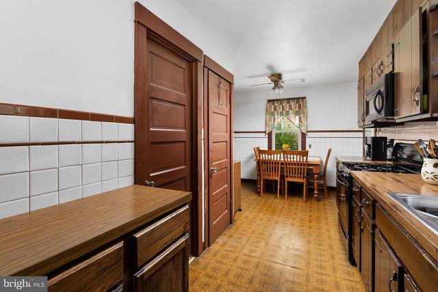 26 BEAL ST, Hamilton, NJ 08610