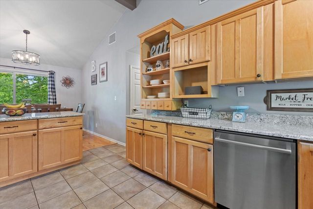 4948 Deerwood DRIVE, Mount Pleasant, WI 53406