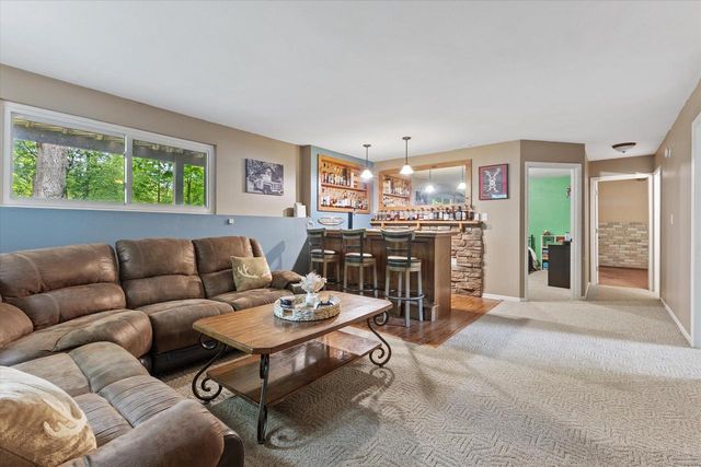 4948 Deerwood DRIVE, Mount Pleasant, WI 53406