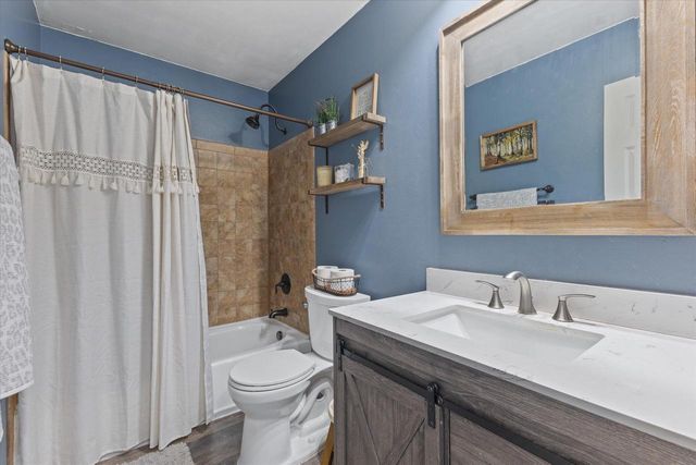 4948 Deerwood DRIVE, Mount Pleasant, WI 53406