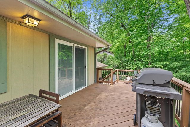 4948 Deerwood DRIVE, Mount Pleasant, WI 53406