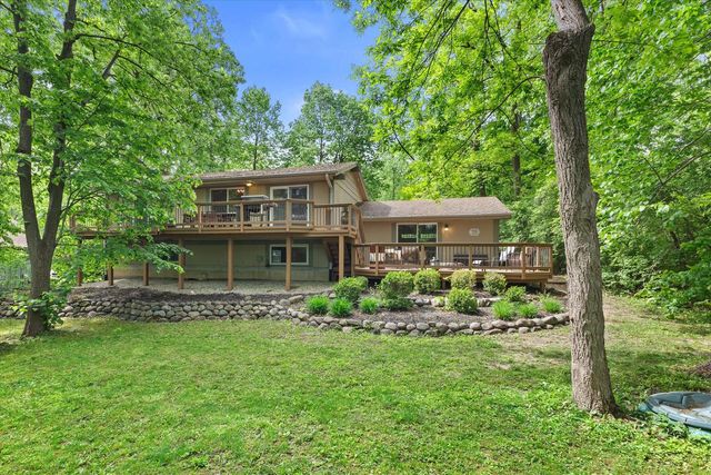 4948 Deerwood DRIVE, Mount Pleasant, WI 53406