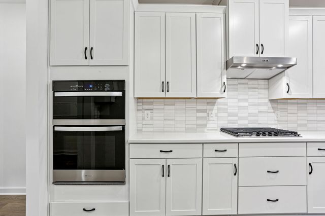 108 Vanguard Drive, La Vergne, TN 37086