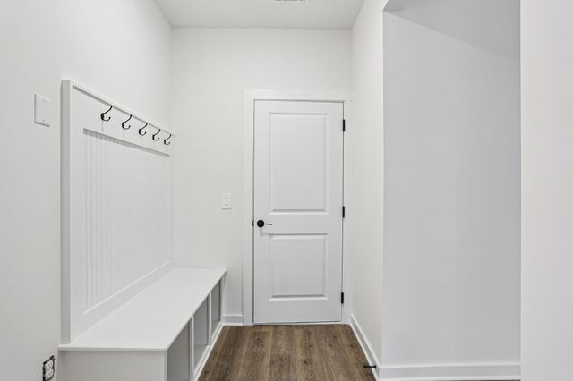 108 Vanguard Drive, La Vergne, TN 37086