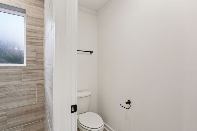 108 Vanguard Drive, La Vergne, TN 37086