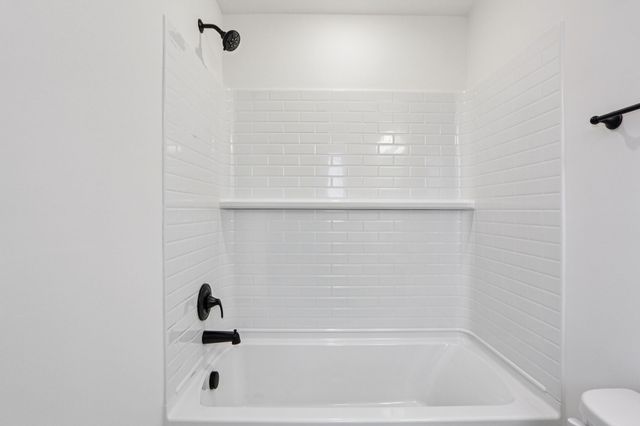 108 Vanguard Drive, La Vergne, TN 37086