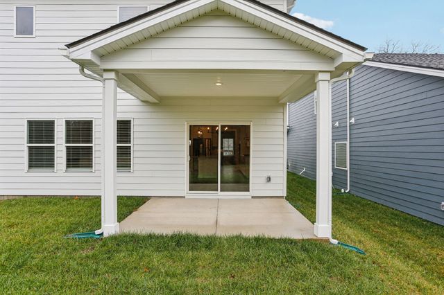 108 Vanguard Drive, La Vergne, TN 37086