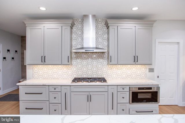 2606 HERON PT, Jamison, PA 18929