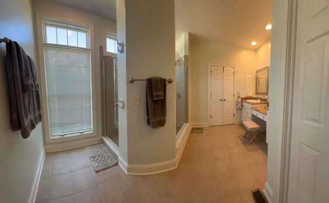 6050 Medallion Drive W, Westerville, OH 43082