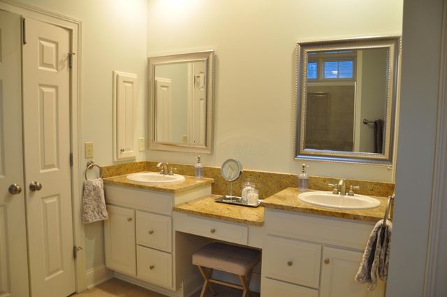 6050 Medallion Drive W, Westerville, OH 43082