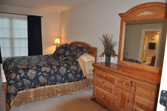 6050 Medallion Drive W, Westerville, OH 43082