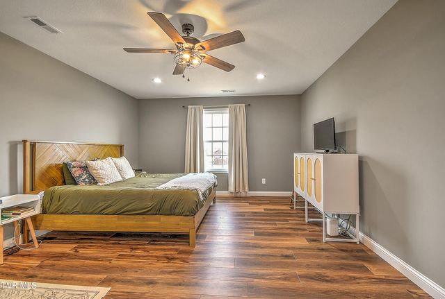 1975 Erwin Highway, Greeneville, TN 37745