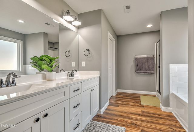 1975 Erwin Highway, Greeneville, TN 37745