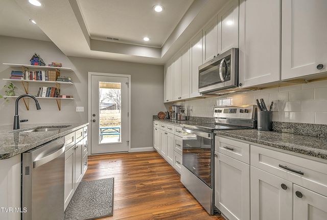 1975 Erwin Highway, Greeneville, TN 37745