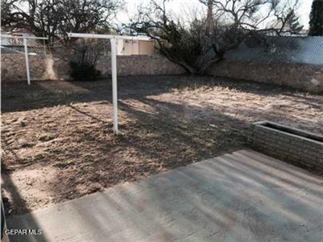 7405 EDGEMERE Boulevard, El Paso, TX 79925