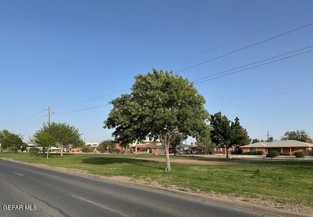 7405 EDGEMERE Boulevard, El Paso, TX 79925