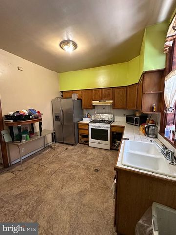 241 S 13TH ST, Harrisburg, PA 17104