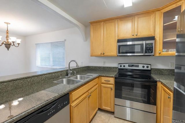 1145 Helix St 13, Spring Valley, CA 91977