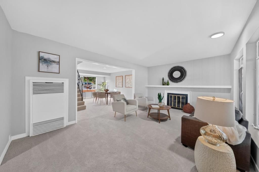 Image 15 of property listing at 2433 W Hedding Street, San Jose, CA 95128