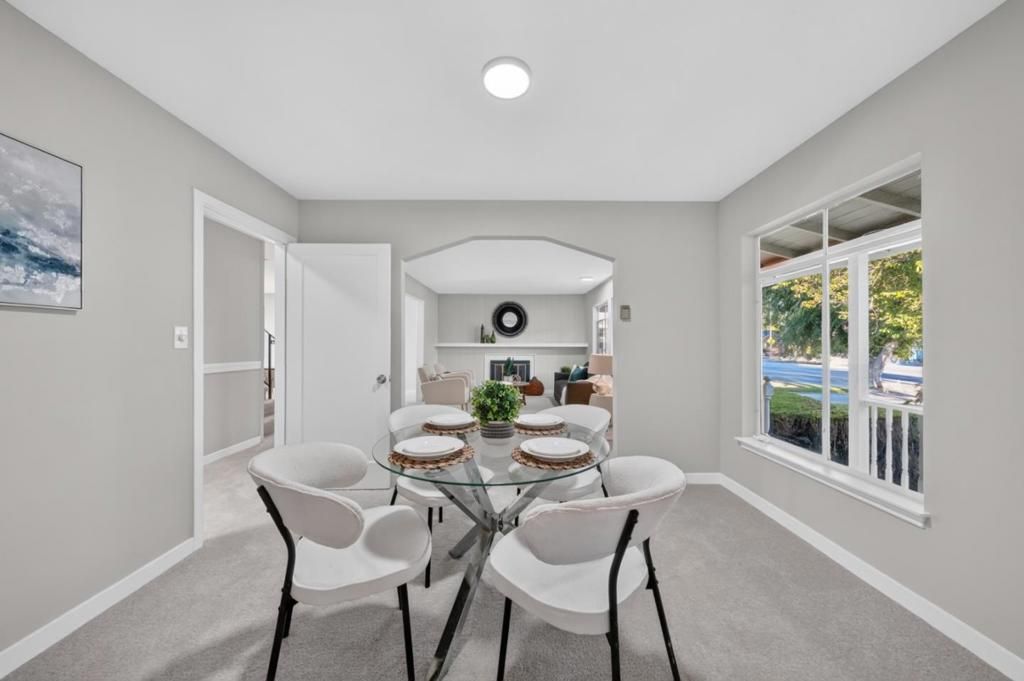 Image 19 of property listing at 2433 W Hedding Street, San Jose, CA 95128