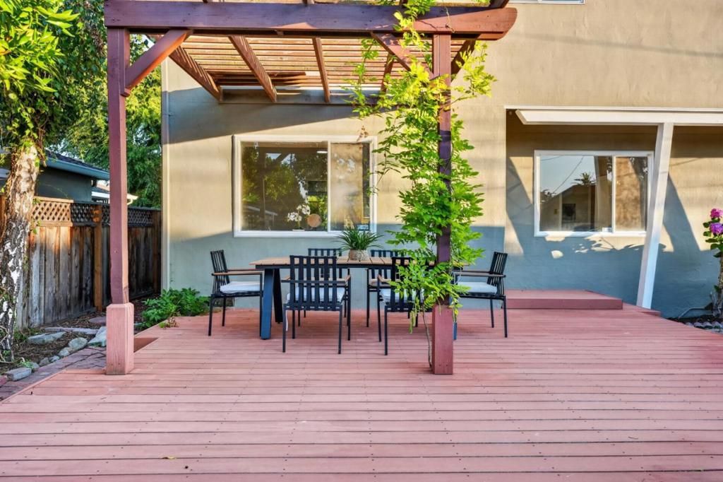 Image 56 of property listing at 2433 W Hedding Street, San Jose, CA 95128