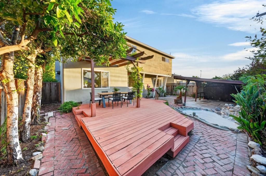 Image 61 of property listing at 2433 W Hedding Street, San Jose, CA 95128