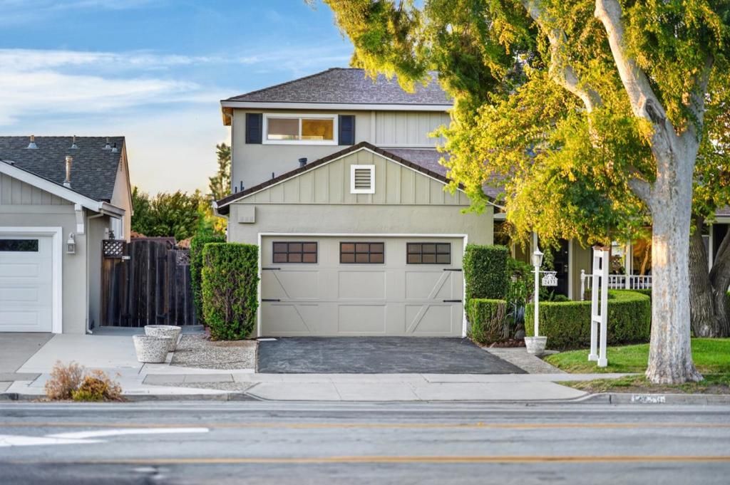 Image 8 of property listing at 2433 W Hedding Street, San Jose, CA 95128