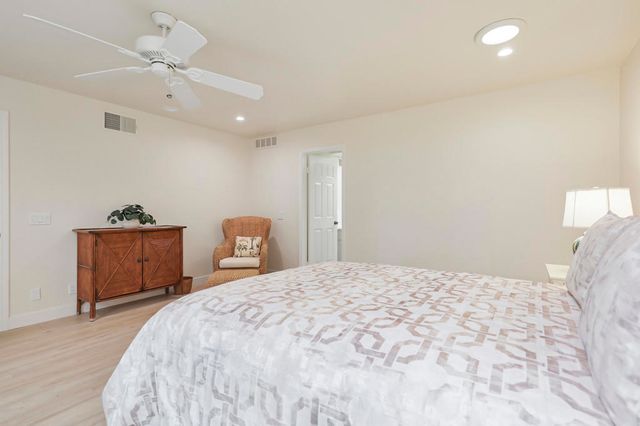 158 Running Springs Drive, Palm Desert, CA 92211