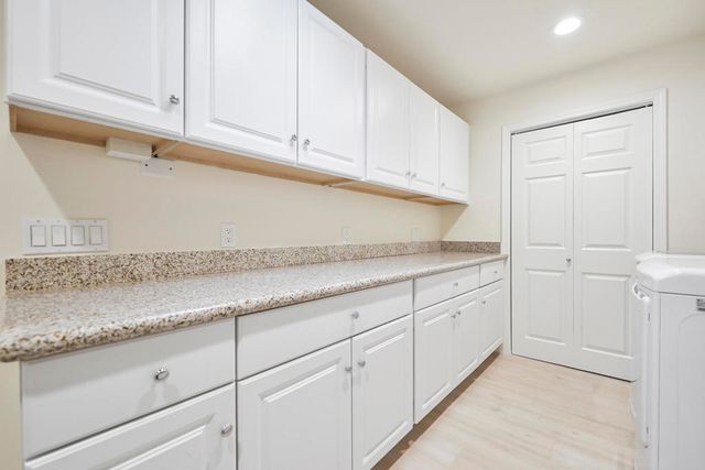 158 Running Springs Drive, Palm Desert, CA 92211