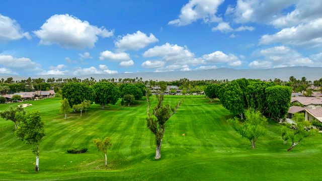 158 Running Springs Drive, Palm Desert, CA 92211