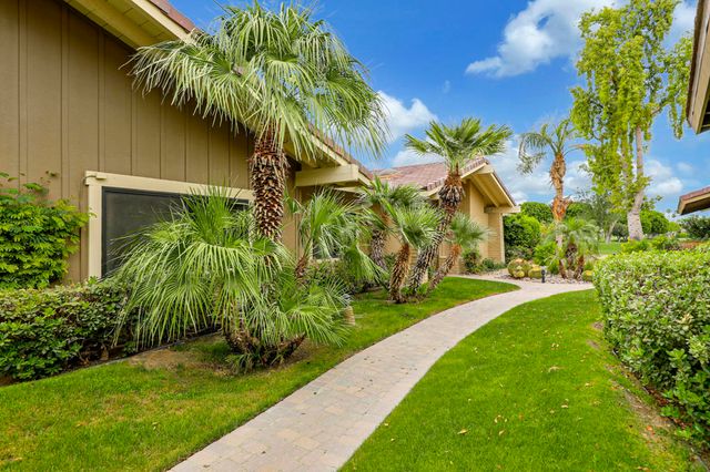 158 Running Springs Drive, Palm Desert, CA 92211