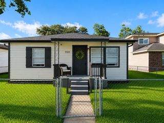 7011 Anderson Street, Texas City, TX 77591