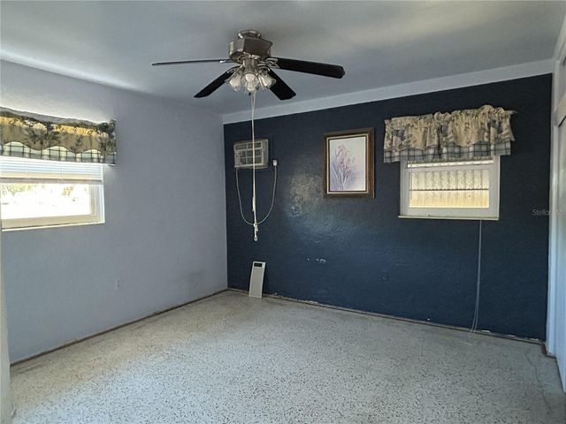 6116 52ND AVENUE N, Kenneth City, FL 33709