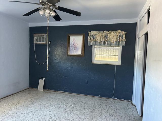 6116 52ND AVENUE N, Kenneth City, FL 33709