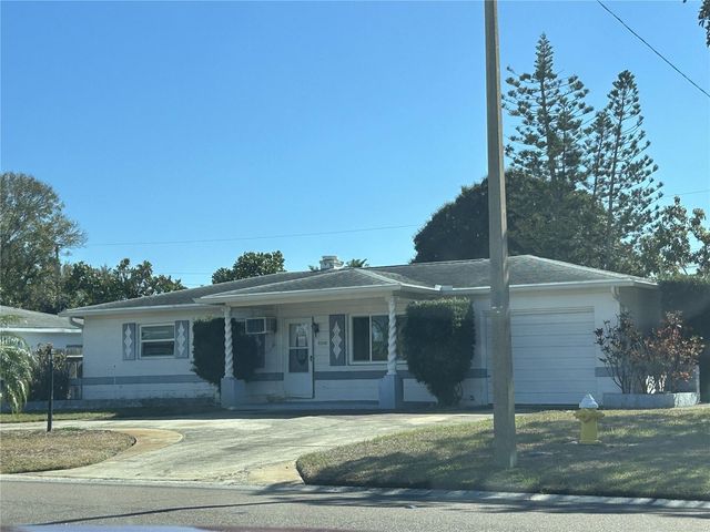 6116 52ND AVENUE N, Kenneth City, FL 33709